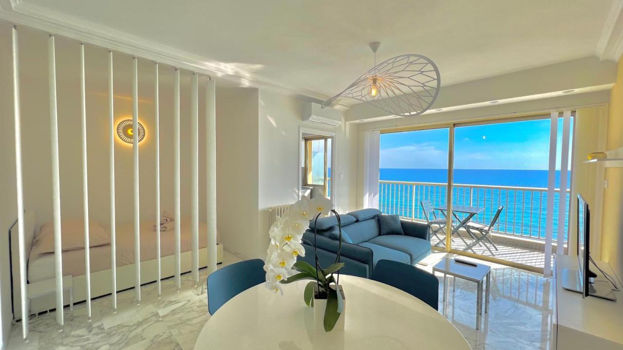 Seaviews By Jenni Menton, La Suite, Superbe Front De Mer, Top Emplacement Avec Terrasse Et Parking! Екстериор снимка