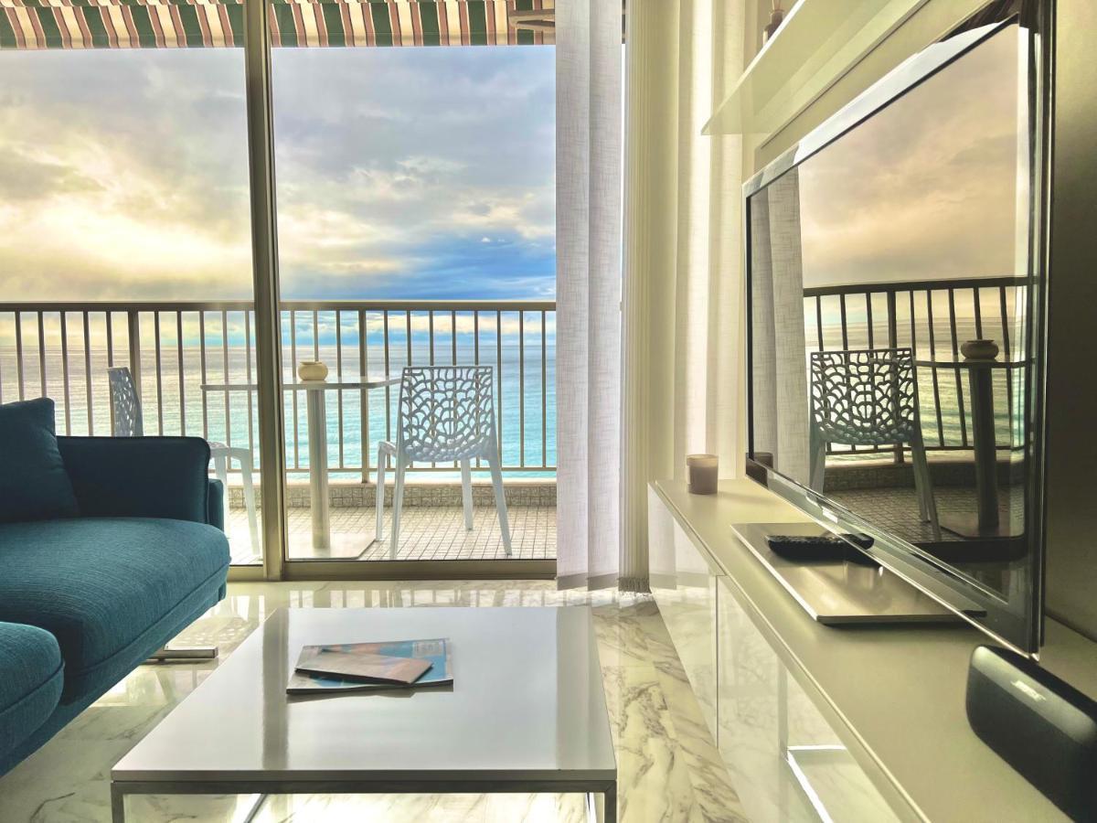 Seaviews By Jenni Menton, La Suite, Superbe Front De Mer, Top Emplacement Avec Terrasse Et Parking! Екстериор снимка